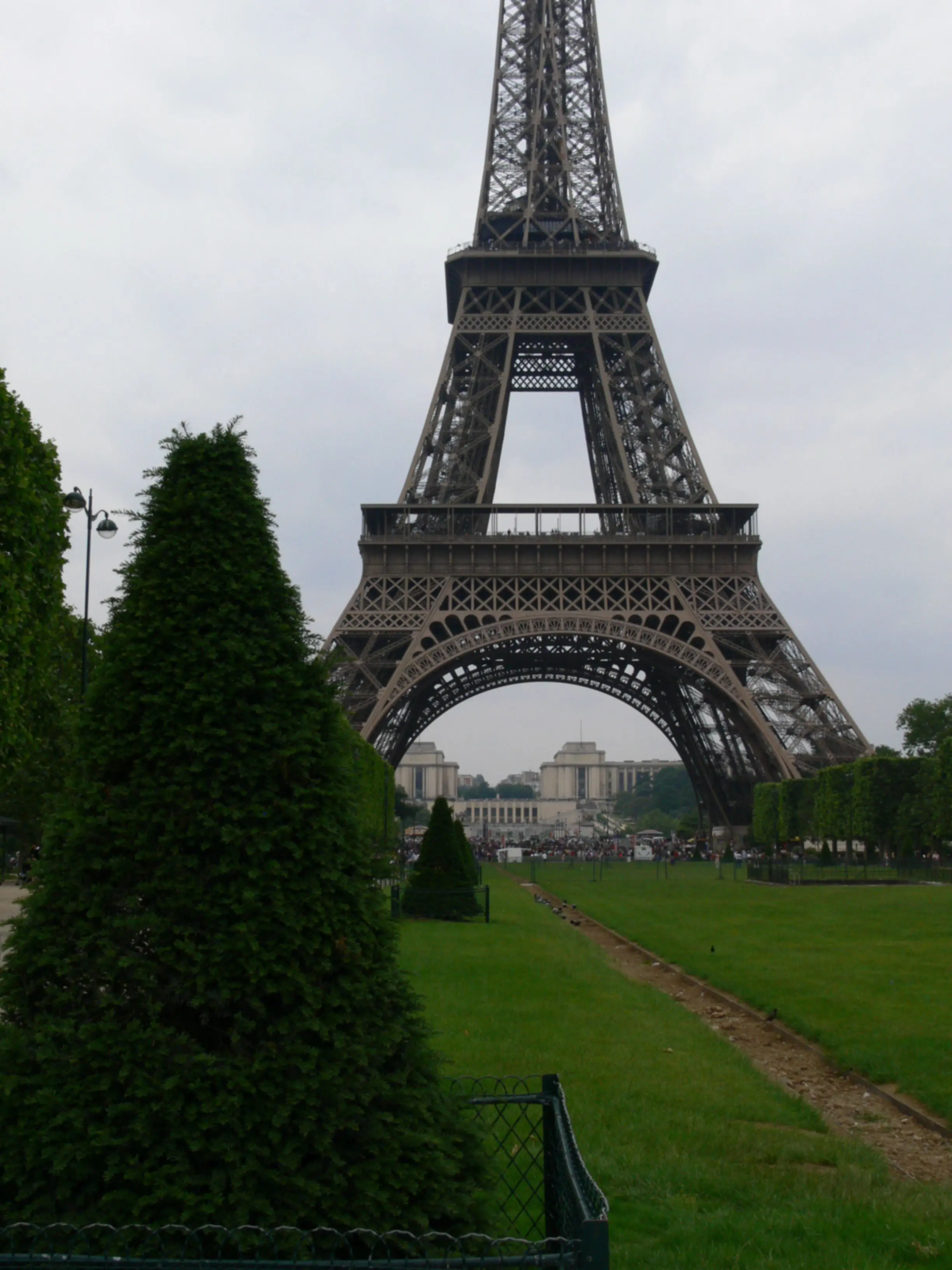 Fixed blurry CCTV Camera Picture with Eiffel tower..